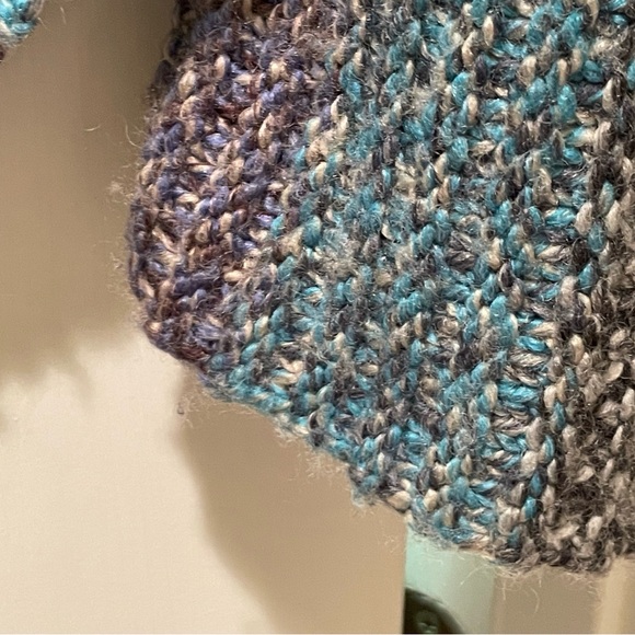 Free People Long Sleeve Sweater - Picture 6 of 10